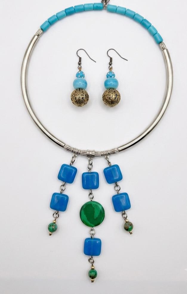 Neelakshi Blue Glass Silver Torque Choker Necklace Set for Women