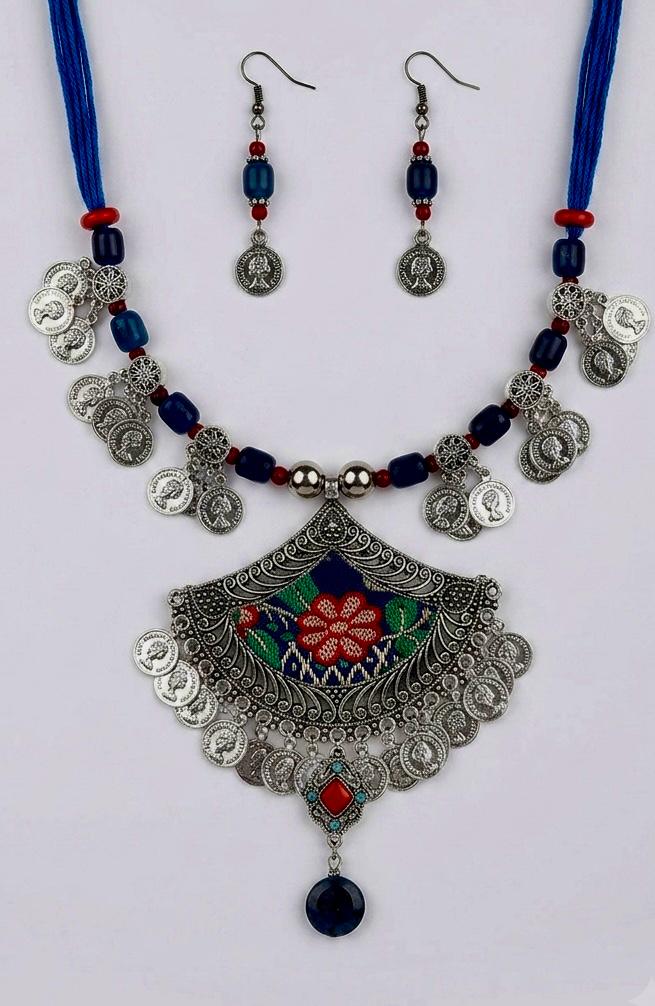 Sahiba Afghan Blue Thread Pendant Necklace Set