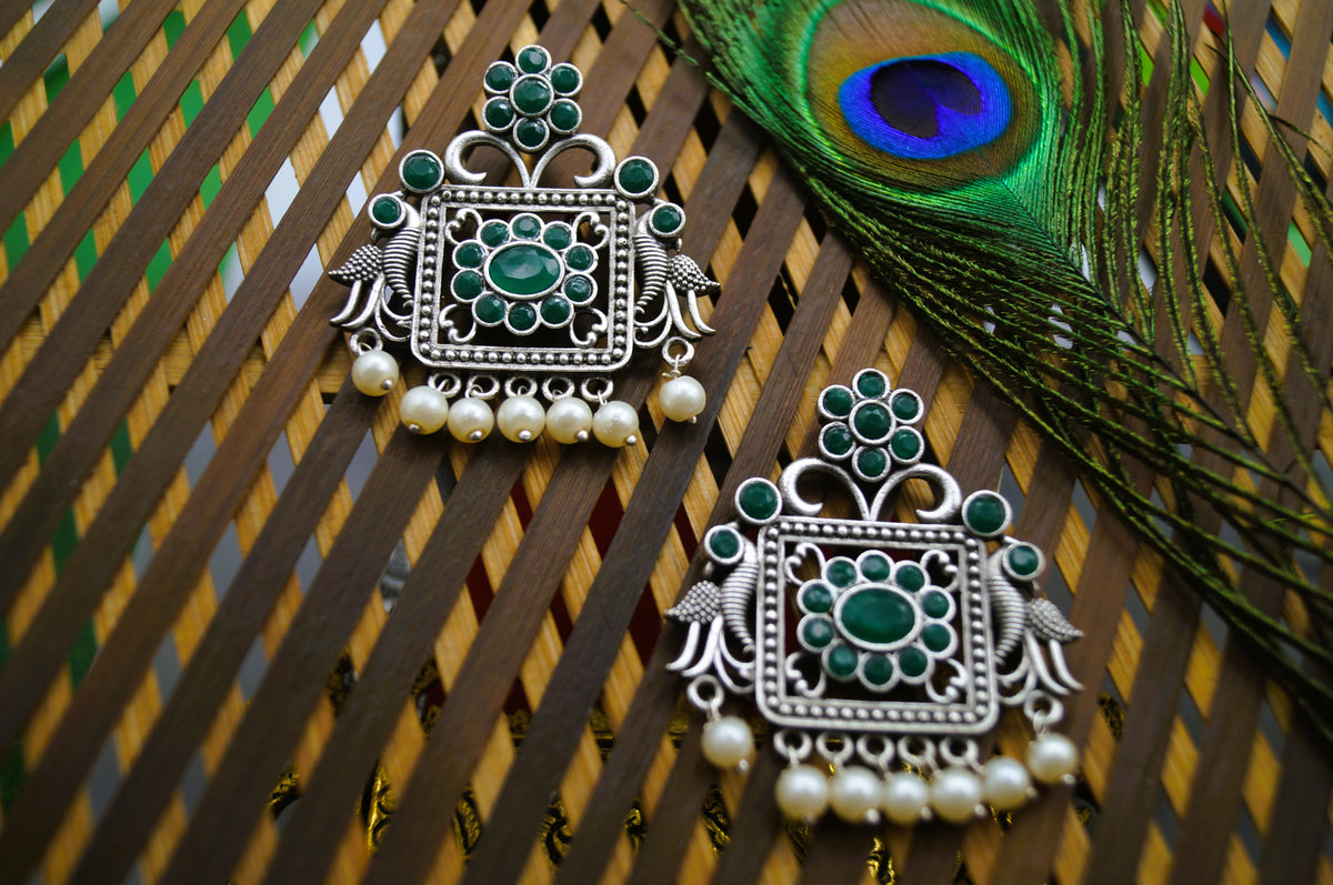 Gul Riwaaz Temple Bloom Studs
