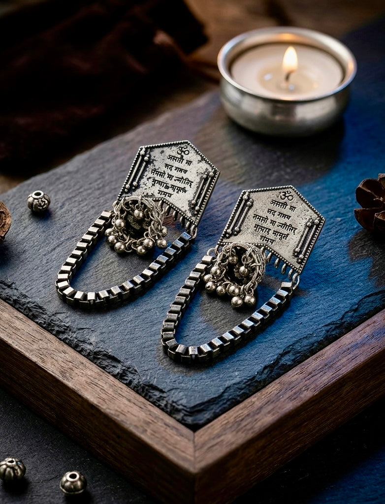 Asato Ma Oxidised Silver Script Earrings