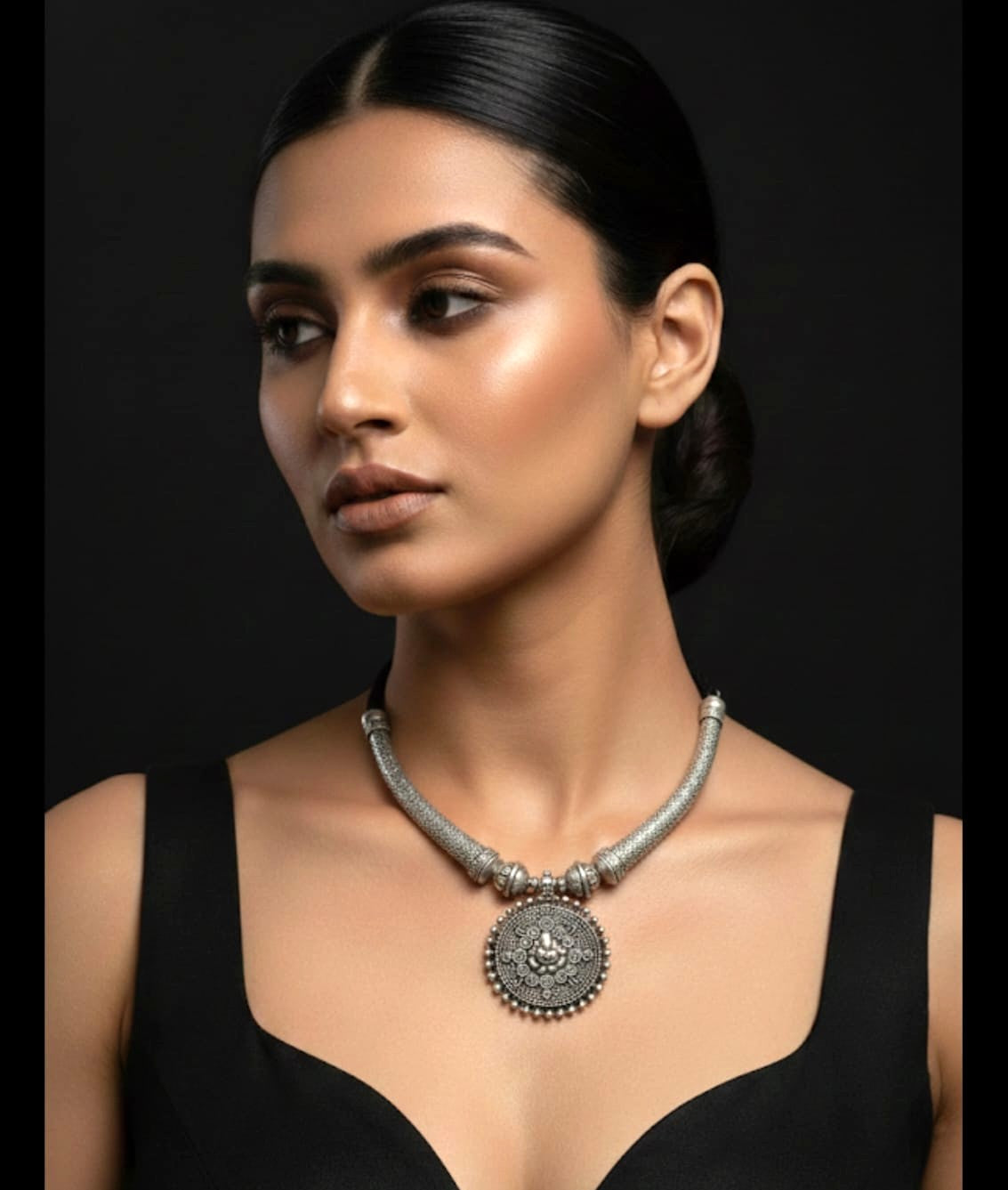 Vanashree Peacock Heritage Hasli
