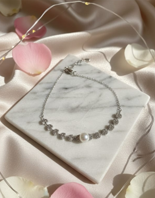 Moon Pearl Charm Bracelet
