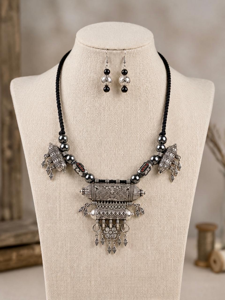 Anaya Tribal Amulet Choker Necklace Set