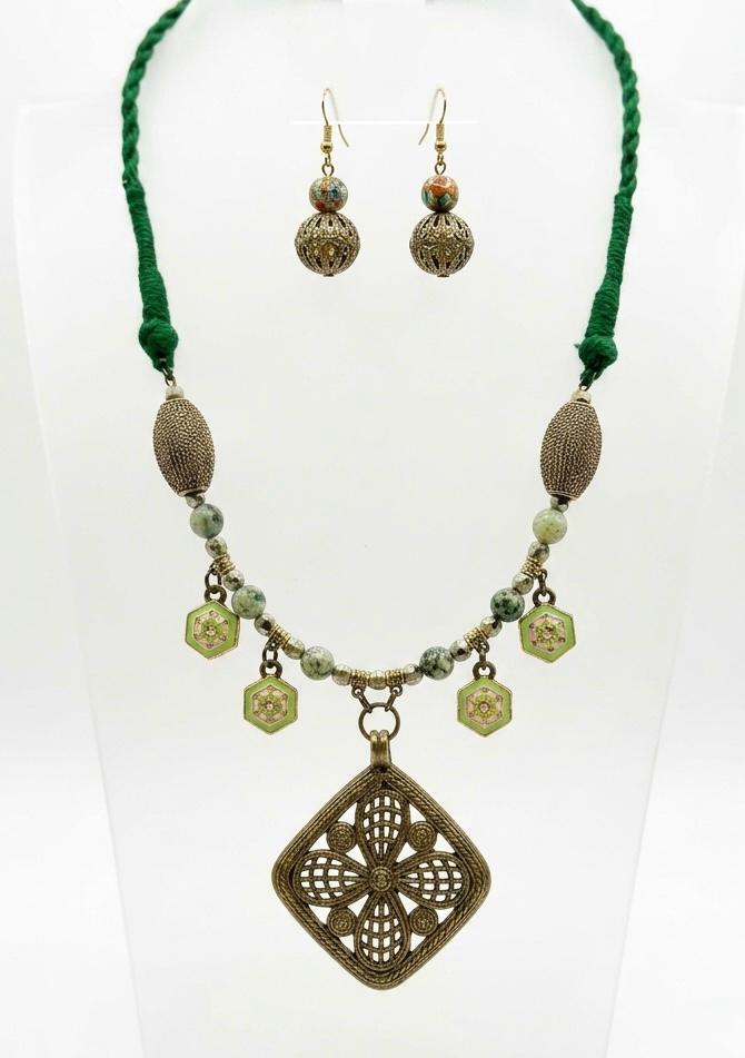Zohra Dhokra Brass Filigree Pendant Tribal Necklace Set for Women