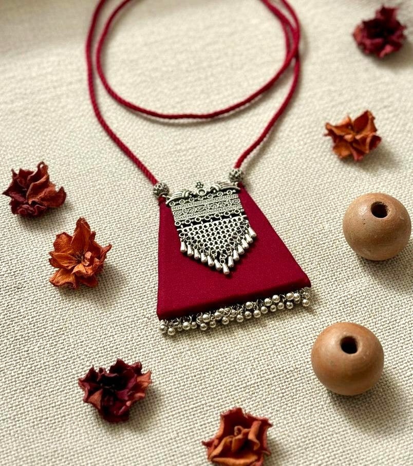 Gulmohar Grace Necklace