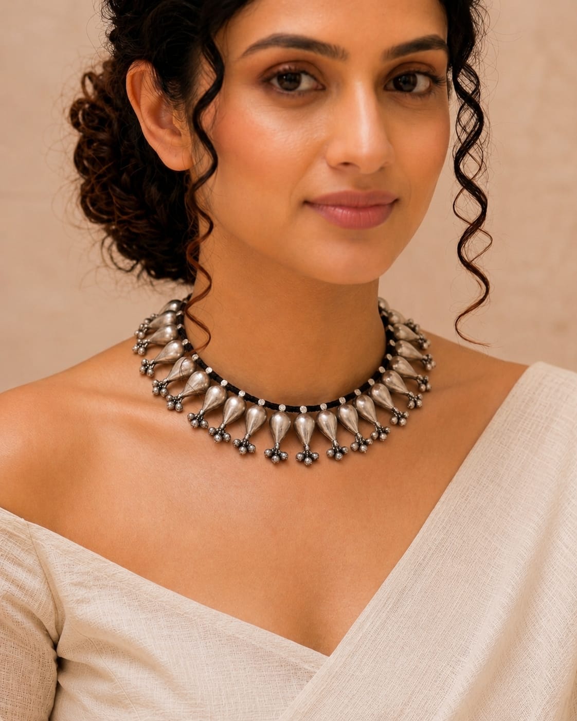 Boond Drop Bead Choker