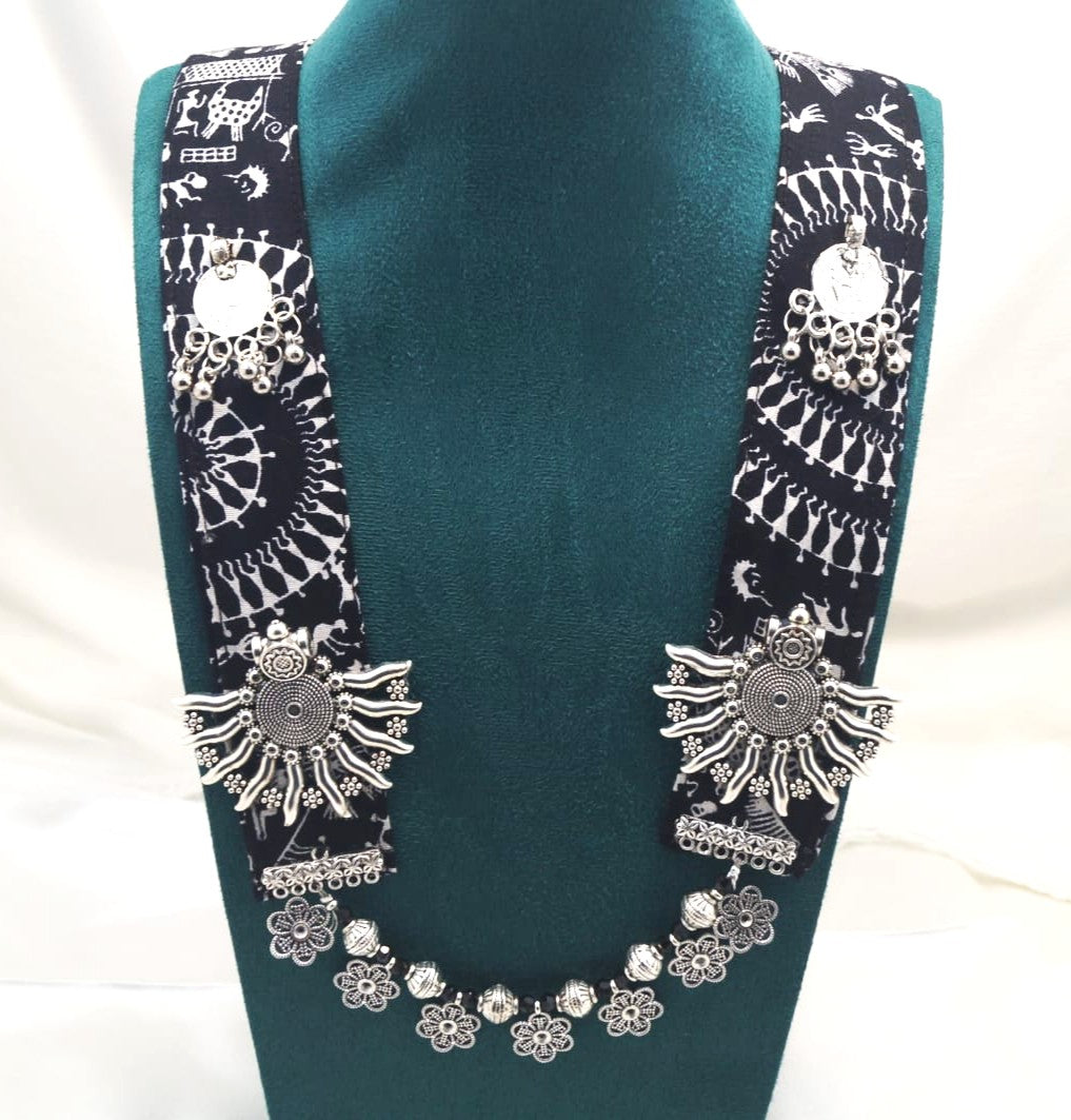 Ira Tribal Thread Necklace